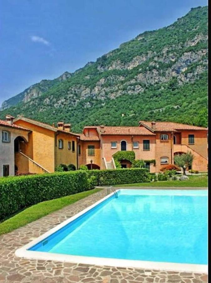Residence I Prati Di Giussana Lierna Exterior photo